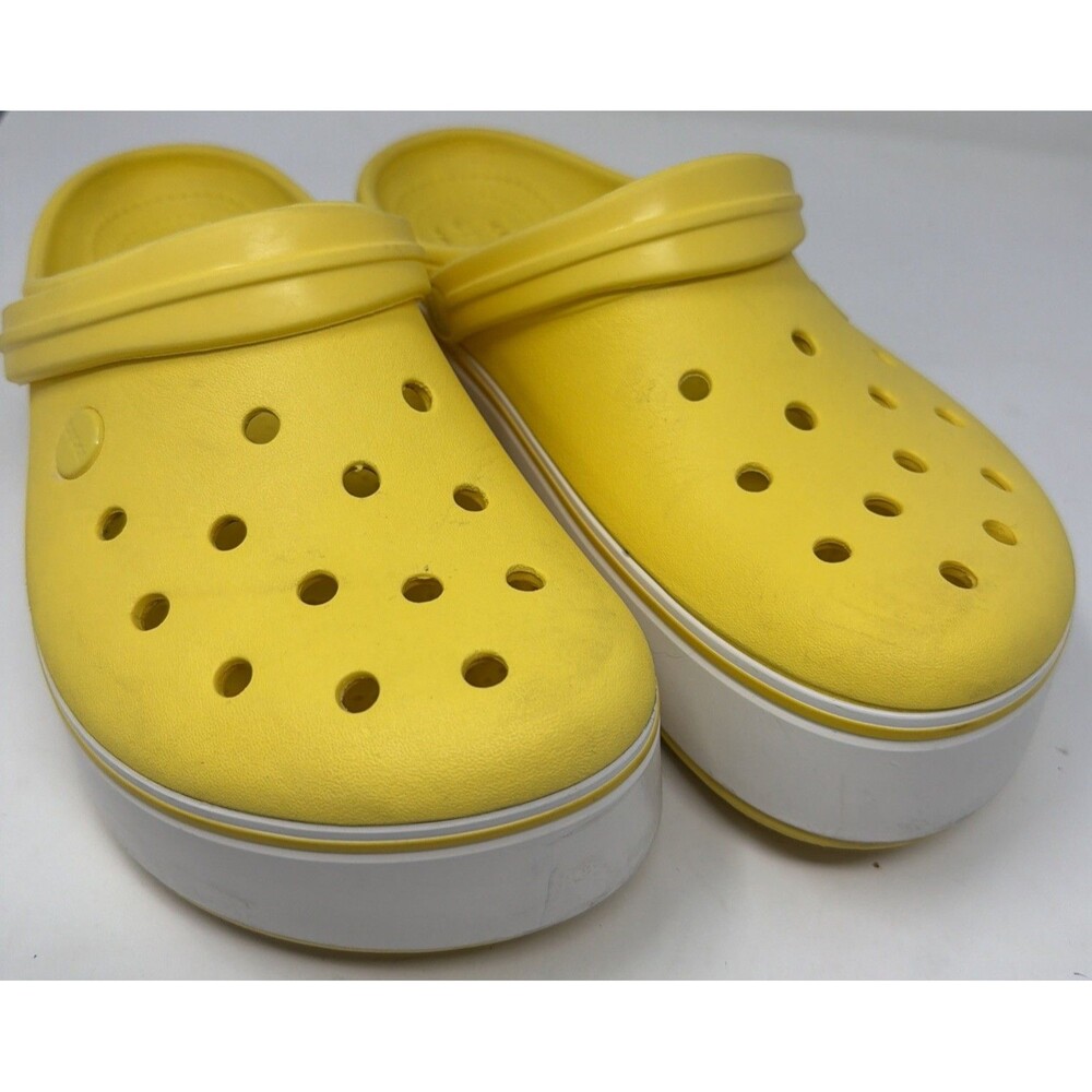 Iconic Crocs Banana Lemon Yellow Unisex Size M8 / W10 Classic Clogs Sandals